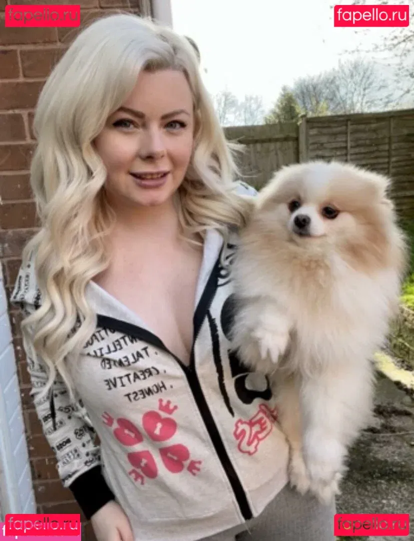 Naughty Danni Onlyfans Photo Gallery 