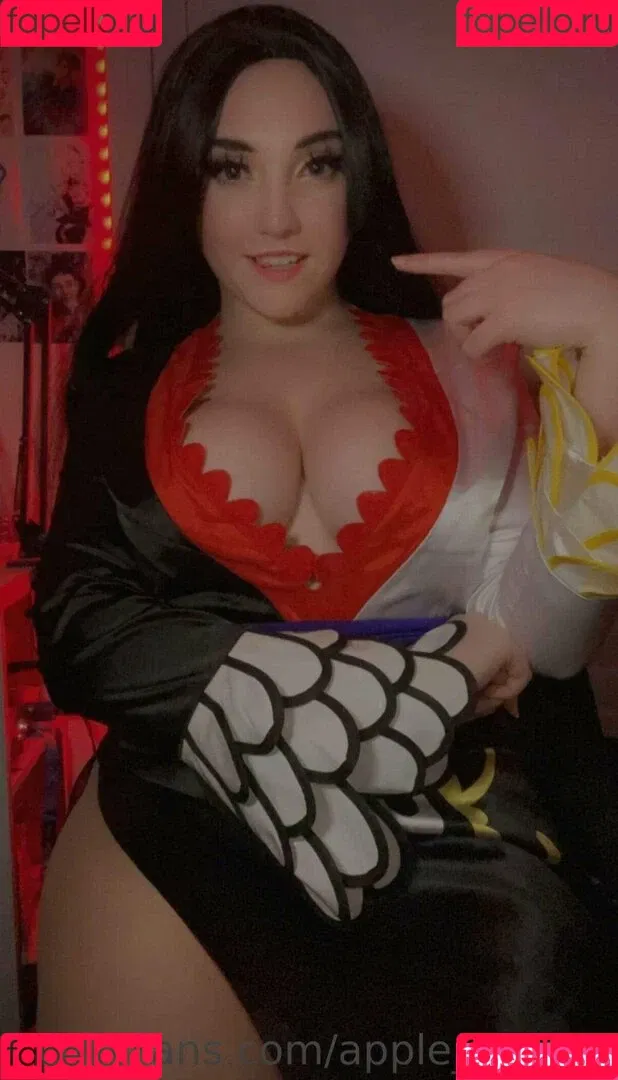AppleBlonde Onlyfans Photo Gallery 