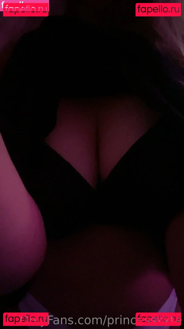 princesskxte Onlyfans Photo Gallery 