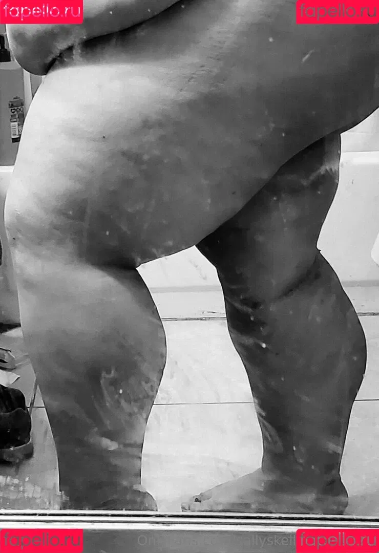 sallyskellington1328 Onlyfans Photo Gallery 