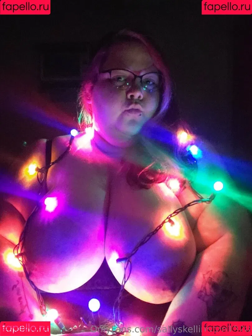 sallyskellington1328 Onlyfans Photo Gallery 