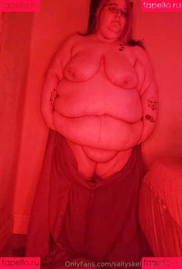 sallyskellington1328 Onlyfans Photo Gallery 