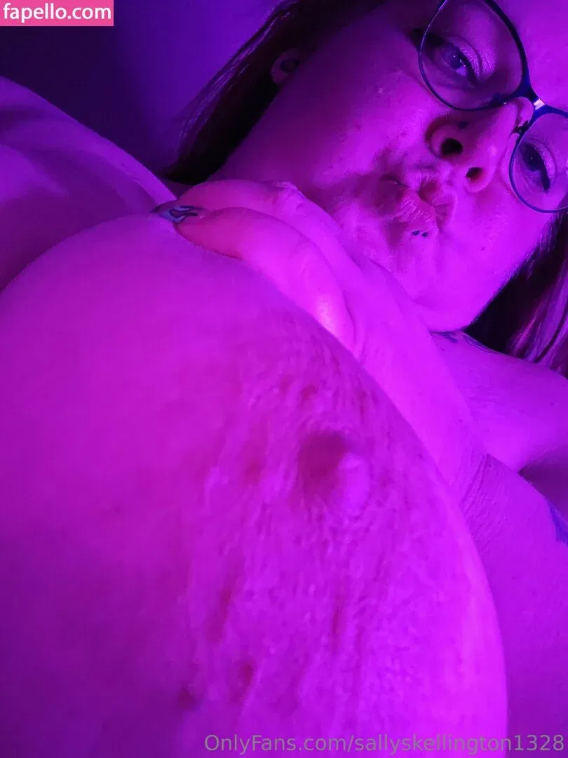 sallyskellington1328 Onlyfans Photo Gallery 
