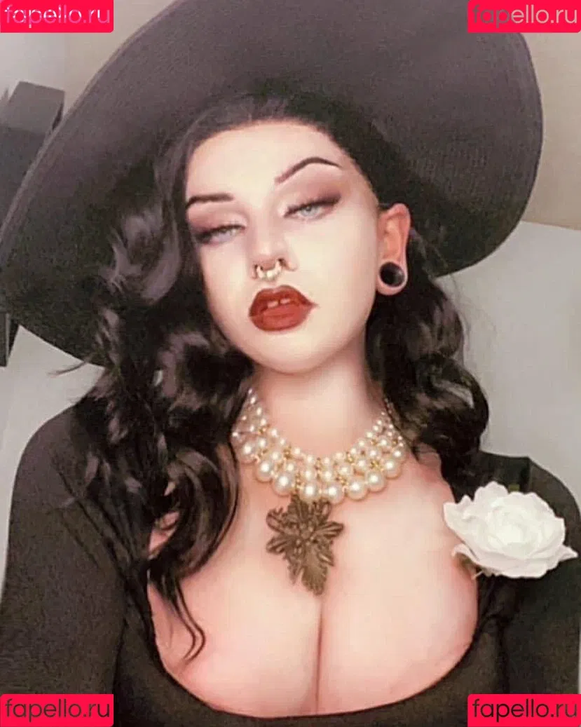 Alice Blaque Onlyfans Photo Gallery 
