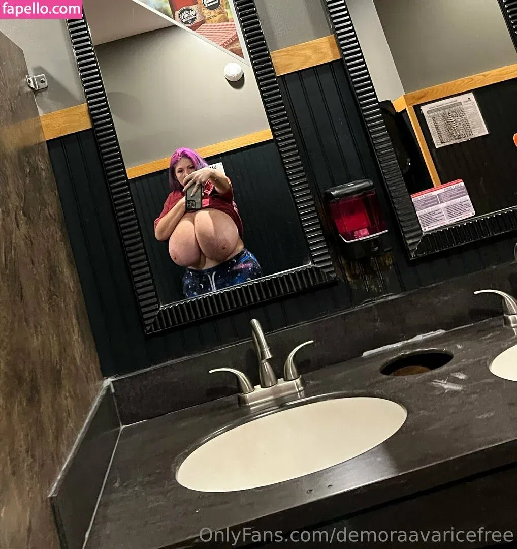 demoraavaricefree Onlyfans Photo Gallery 