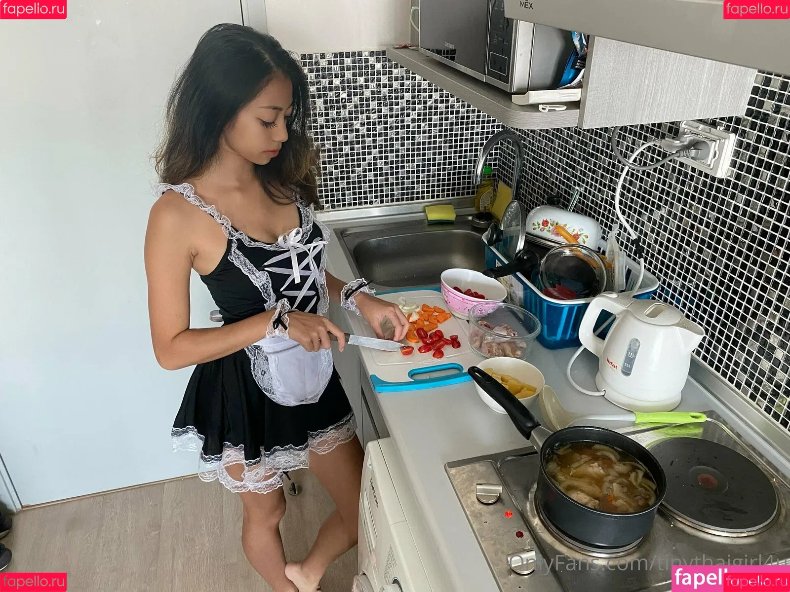 tinythaigirl4u Onlyfans Photo Gallery 