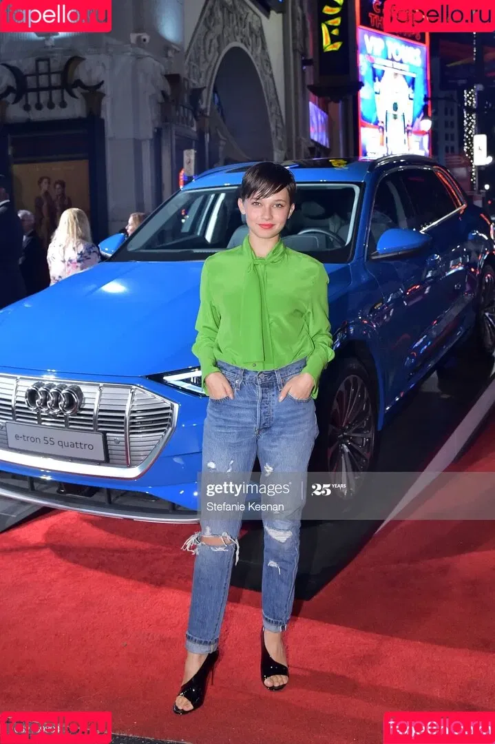 Cailee Spaeny Onlyfans Photo Gallery 