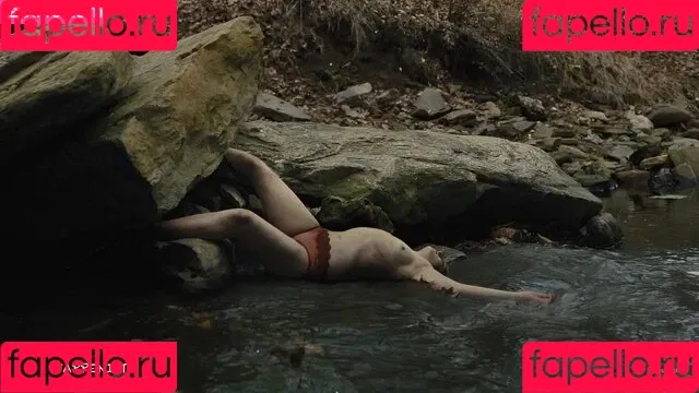 Cailee Spaeny Onlyfans Photo Gallery 