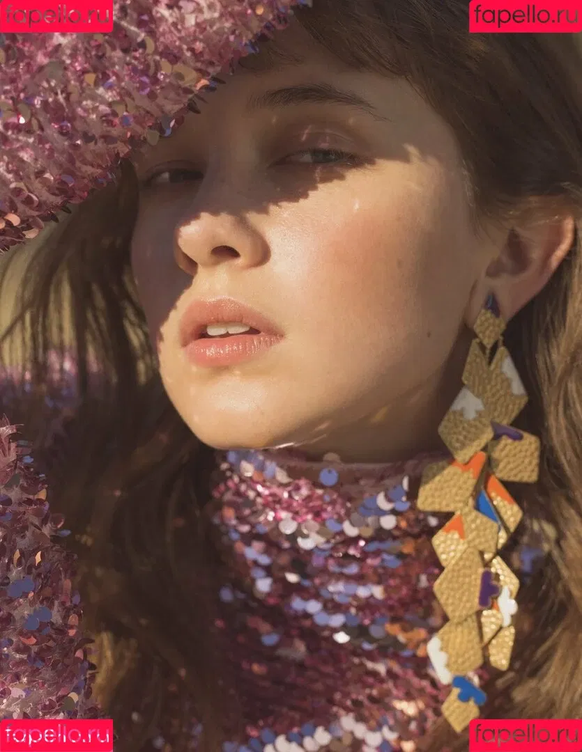 Cailee Spaeny Onlyfans Photo Gallery 
