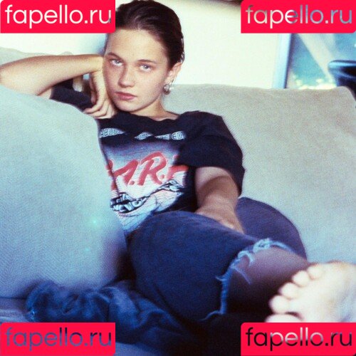 Cailee Spaeny Onlyfans Photo Gallery 