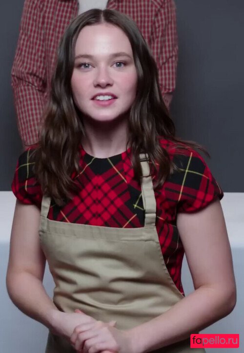 Cailee Spaeny Nude Onlyfans Photo 39