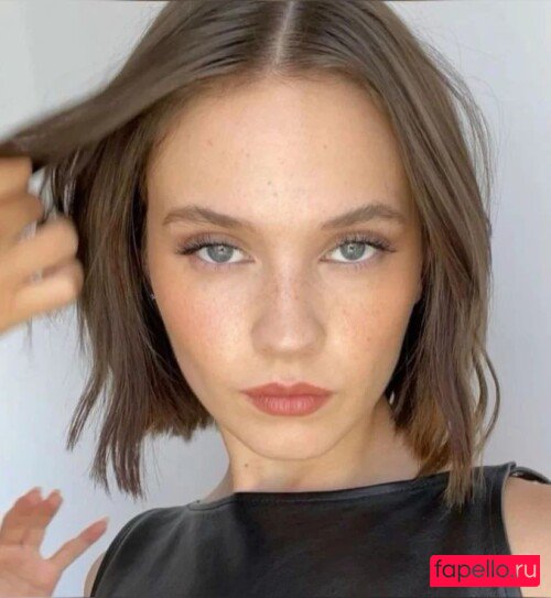 Cailee Spaeny Nude Onlyfans Photo 29