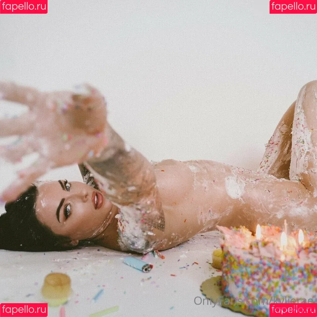 kylieraehall Onlyfans Photo Gallery 