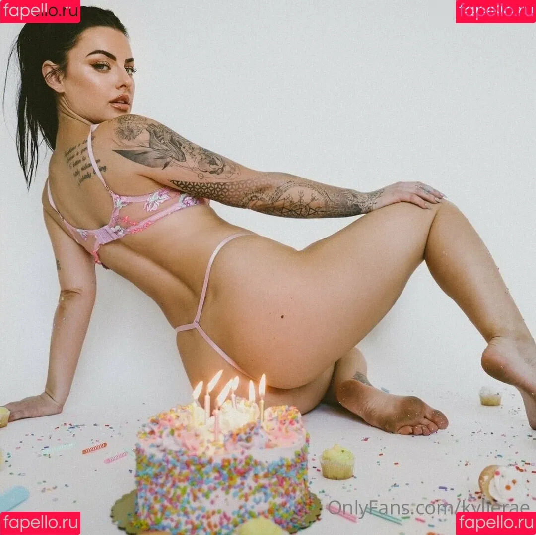 kylieraehall Onlyfans Photo Gallery 