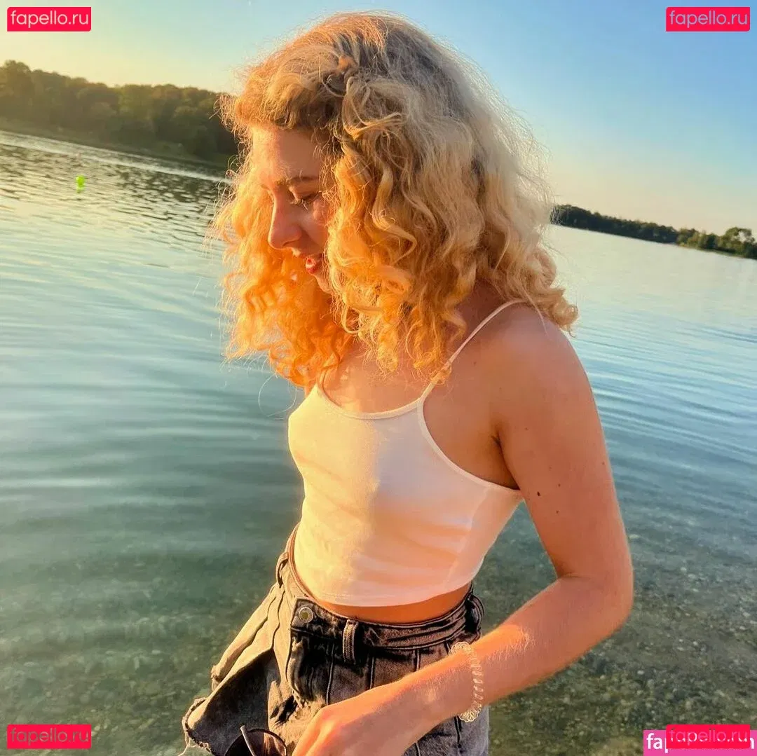 mary-st.john Onlyfans Photo Gallery 