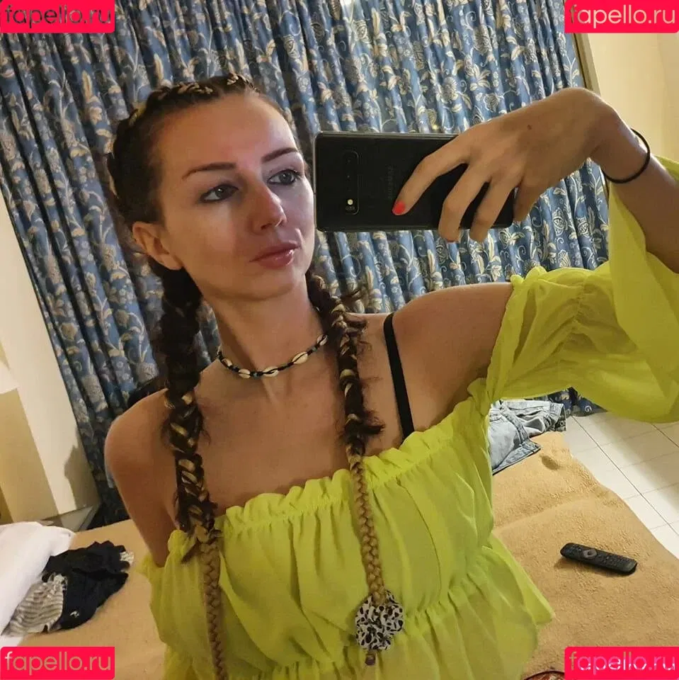 Summer Siempre Onlyfans Photo Gallery 