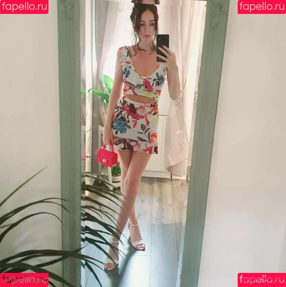 Summer Siempre Onlyfans Photo Gallery 