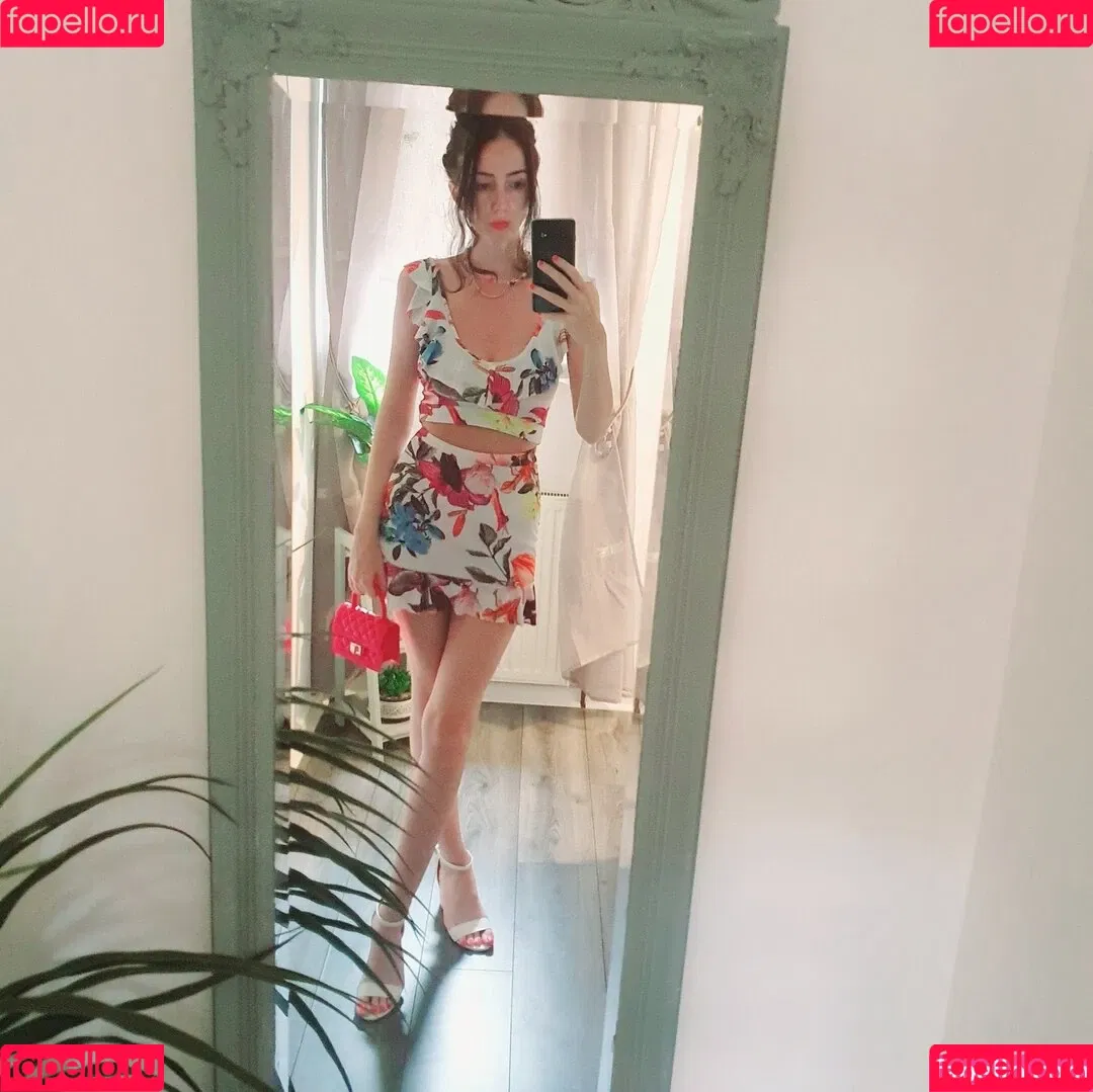 Summer Siempre Onlyfans Photo Gallery 