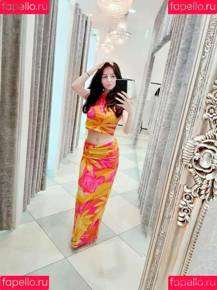 Summer Siempre Onlyfans Photo Gallery 