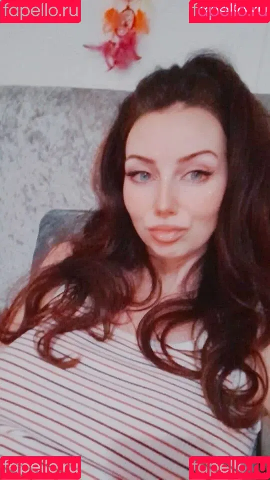 Summer Siempre Onlyfans Photo Gallery 