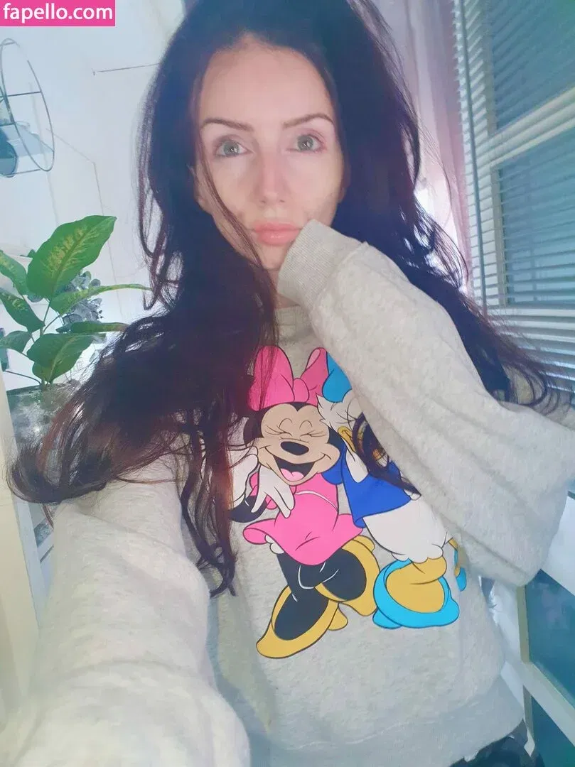 Summer Siempre Onlyfans Photo Gallery 