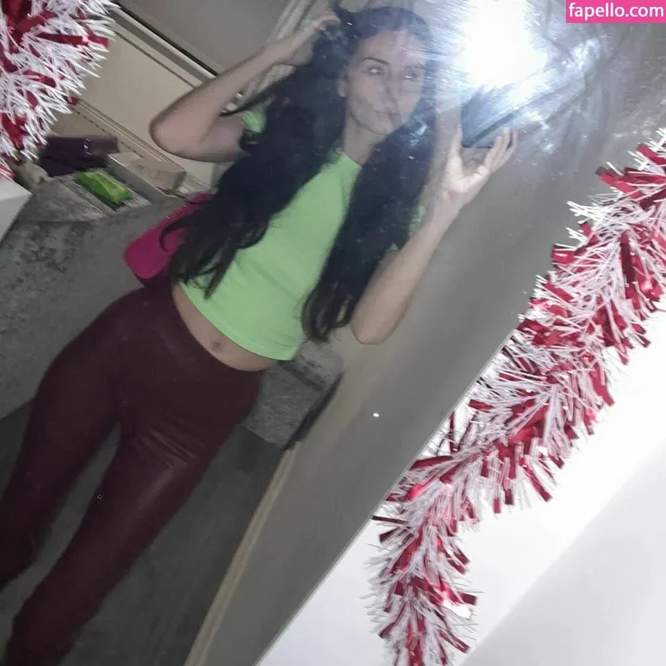 Summer Siempre Onlyfans Photo Gallery 