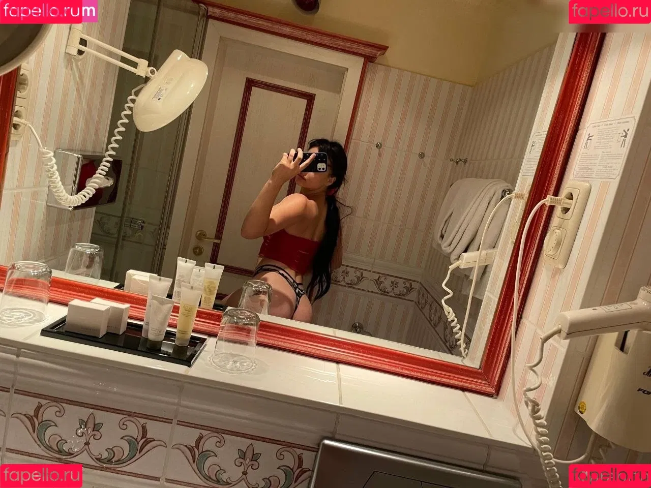 Lara Bttn Onlyfans Photo Gallery 