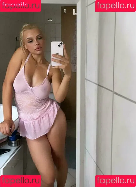 Lara Bttn Onlyfans Photo Gallery 