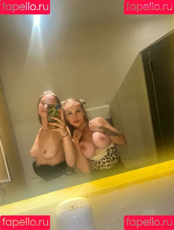 Lara Bttn Onlyfans Photo Gallery 