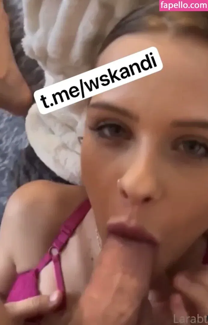 Lara Bttn Onlyfans Photo Gallery 