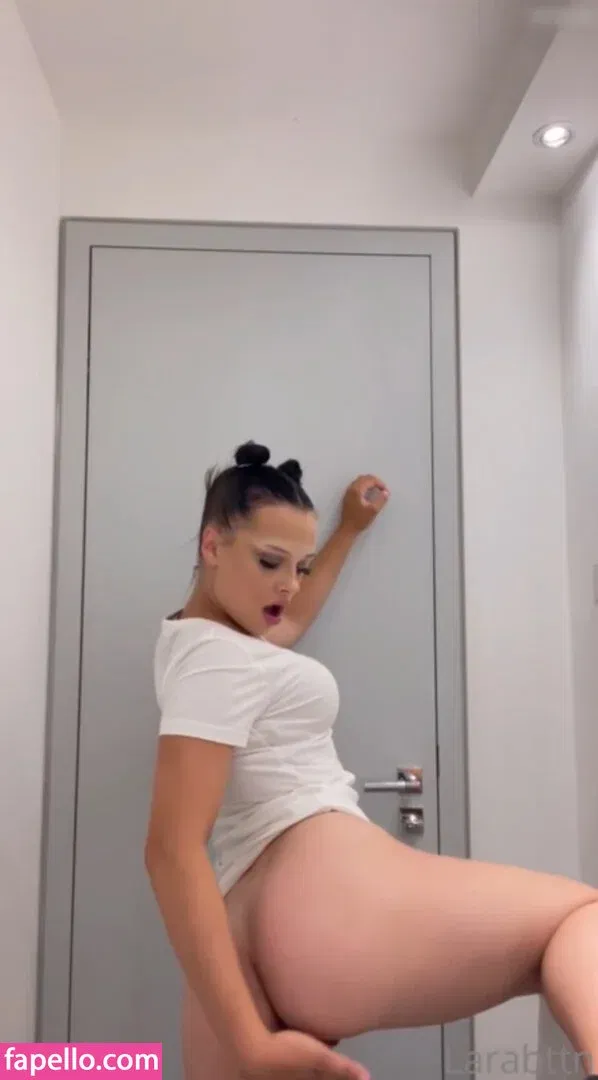 Lara Bttn Onlyfans Photo Gallery 