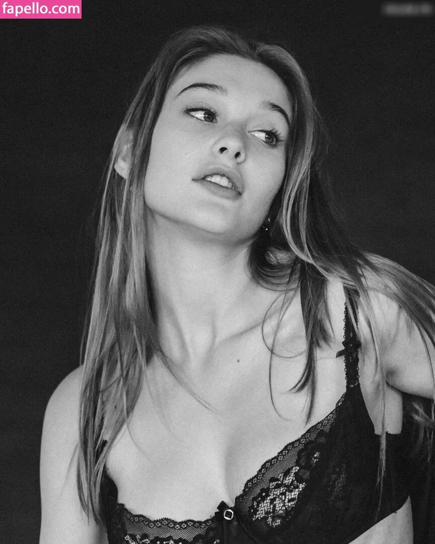 Ninafdj Onlyfans Photo Gallery 