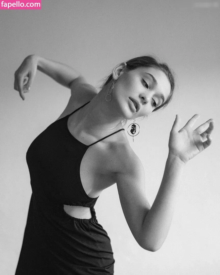 Ninafdj Onlyfans Photo Gallery 