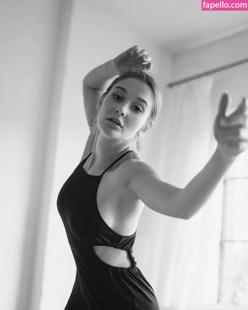 Ninafdj Onlyfans Photo Gallery 