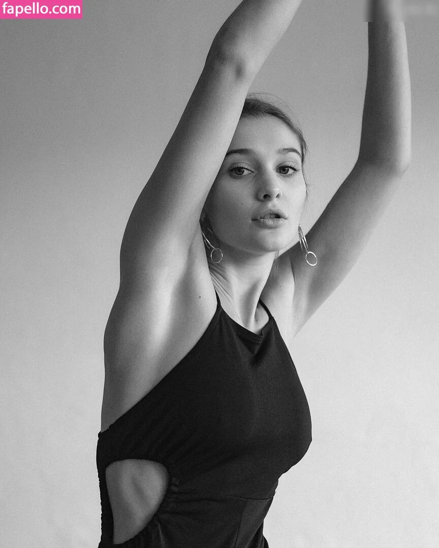 Ninafdj Onlyfans Photo Gallery 