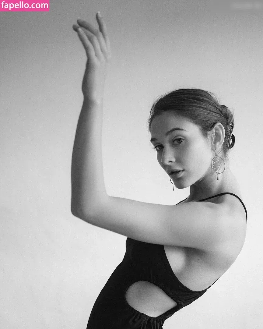 Ninafdj Onlyfans Photo Gallery 