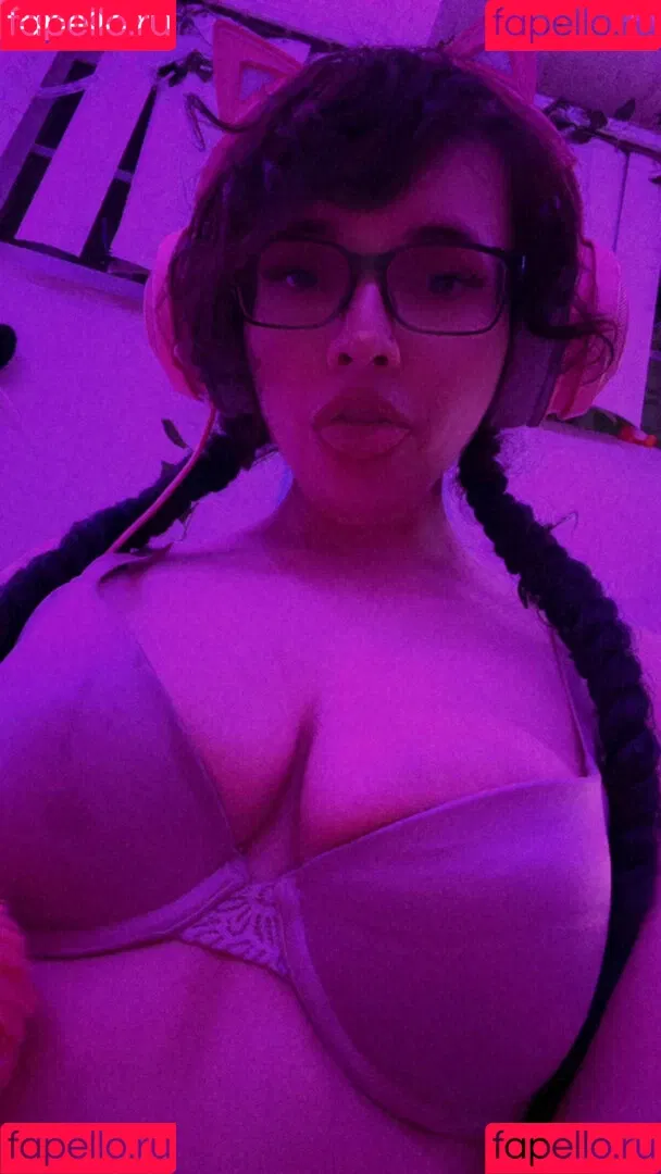 CweamyMilk Onlyfans Photo Gallery 
