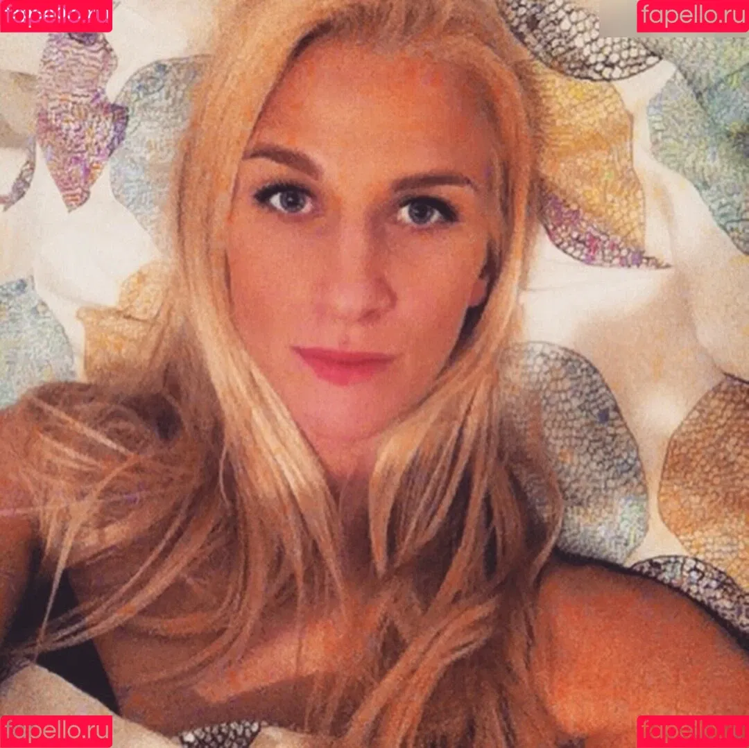 Sofia Jakobsson Onlyfans Photo Gallery 