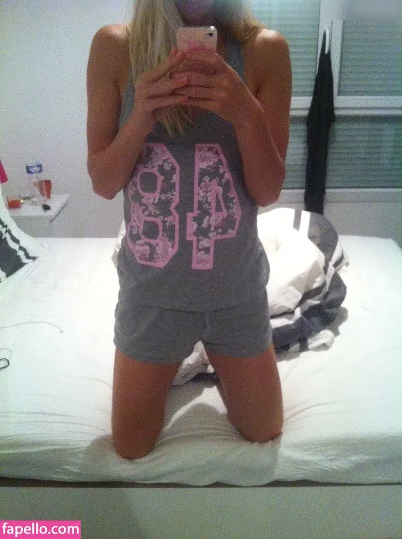 Sofia Jakobsson Onlyfans Photo Gallery 