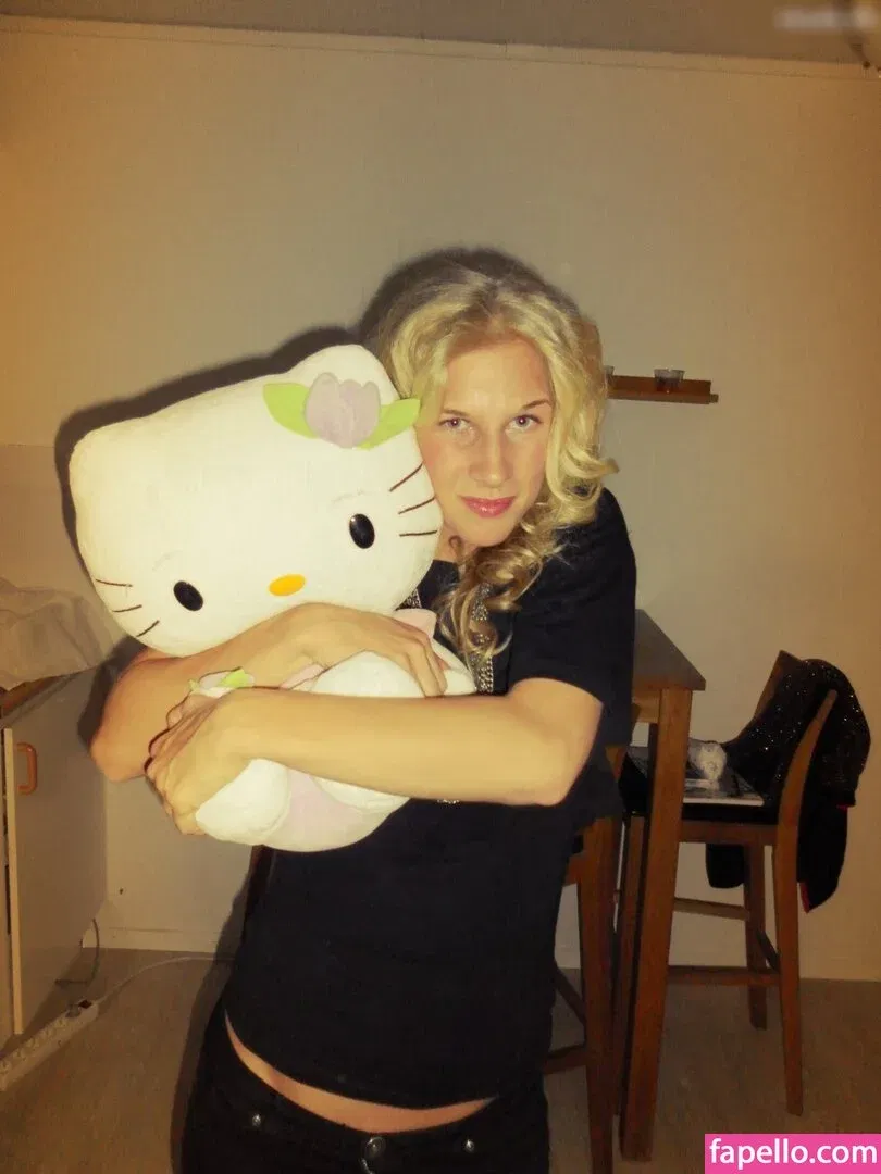 Sofia Jakobsson Onlyfans Photo Gallery 