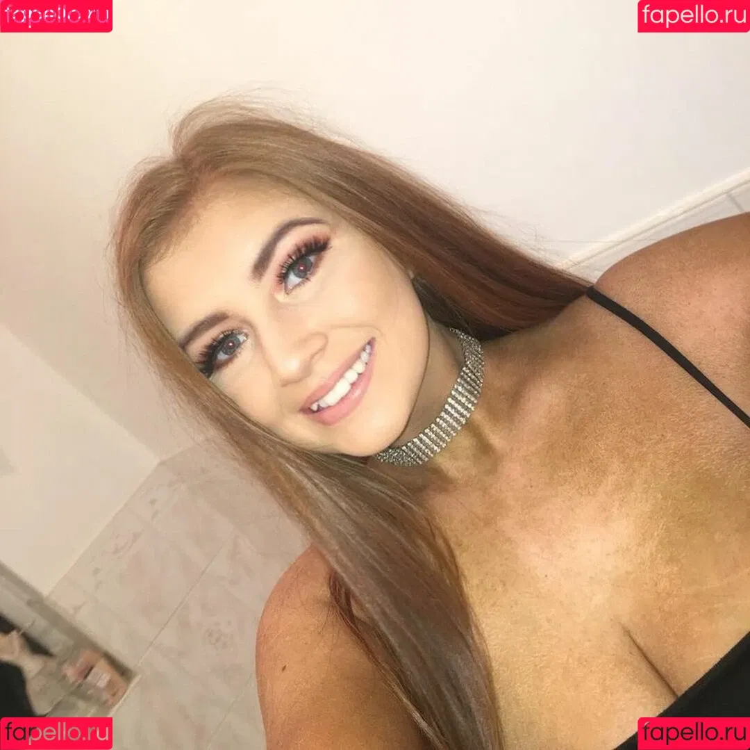 Amy Heslop Onlyfans Photo Gallery 