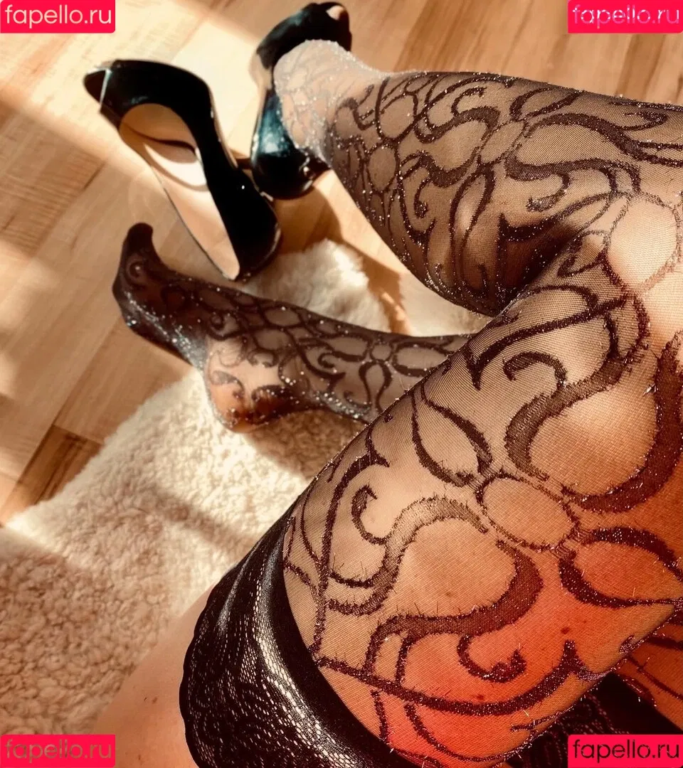 Miss Sunny mood Onlyfans Photo Gallery 