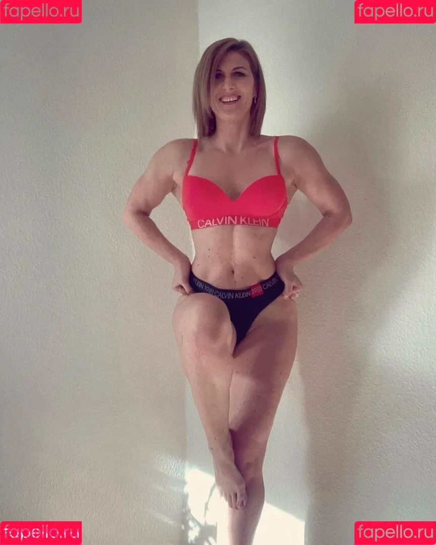 Miss Sunny mood Onlyfans Photo Gallery 