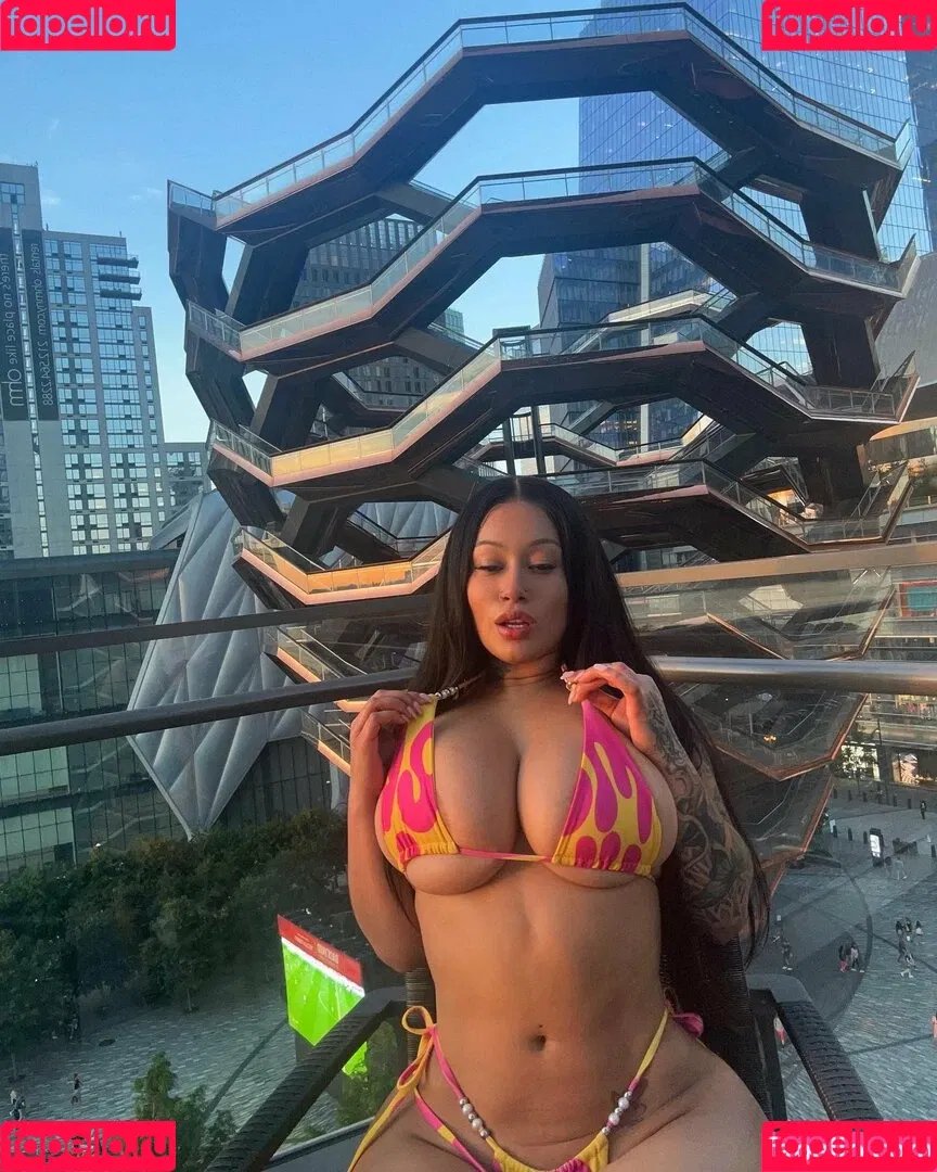 Moonformation Onlyfans Photo Gallery 