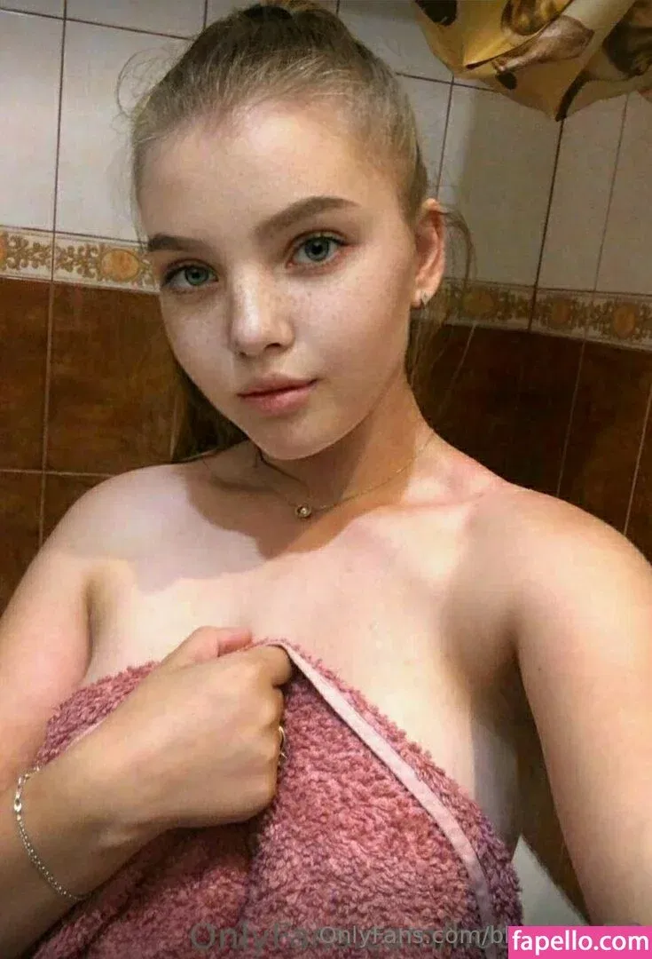 blondiesasha Onlyfans Photo Gallery 