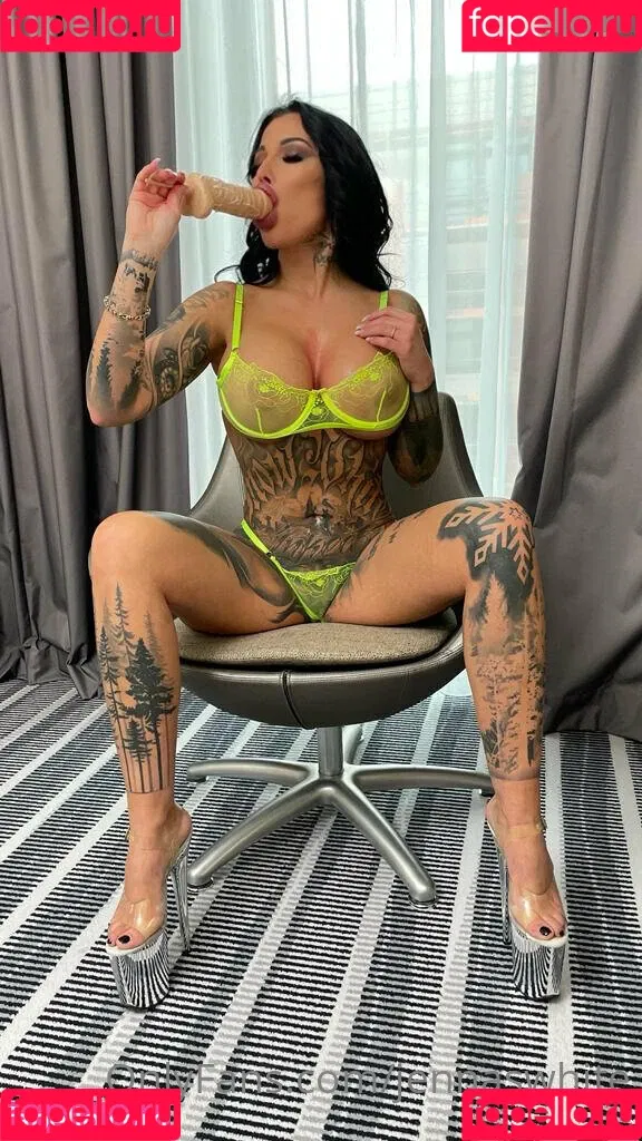 Jenna Snowwhite Onlyfans Photo Gallery 
