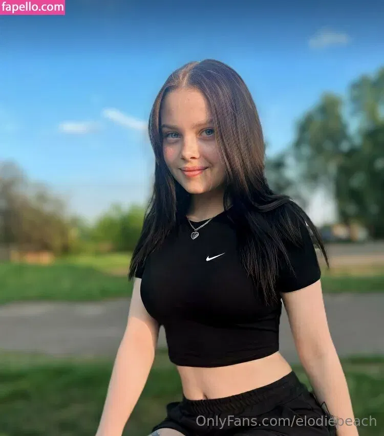 elodiepeach Onlyfans Photo Gallery 