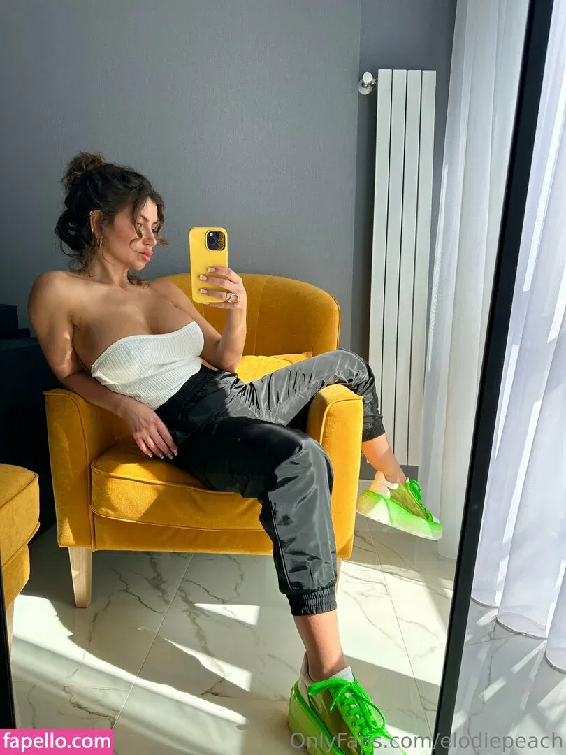 elodiepeach Onlyfans Photo Gallery 