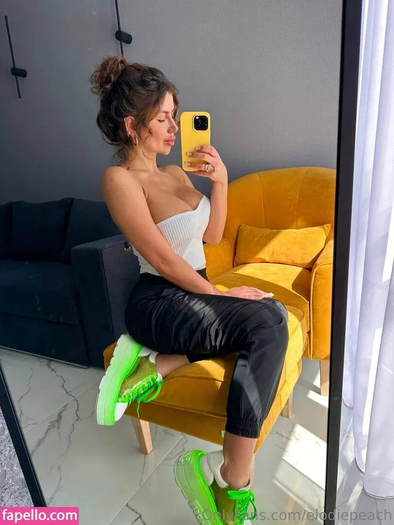 elodiepeach Onlyfans Photo Gallery 