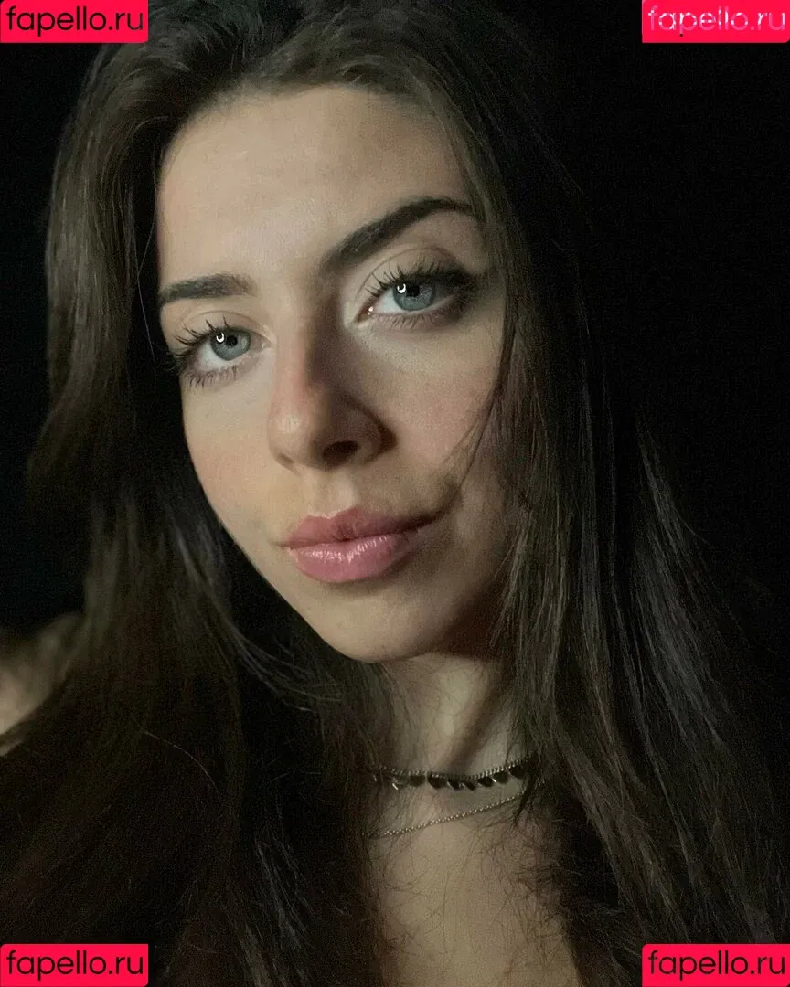 IlaMos ASMR Onlyfans Photo Gallery 
